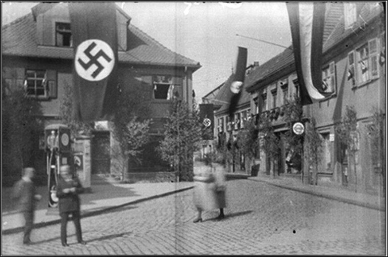 Coburger Straße am 1. Mai 1934